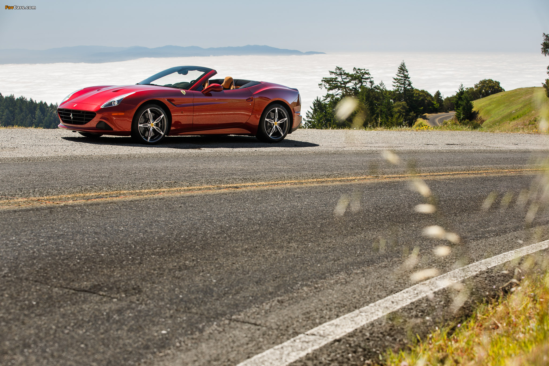 Ferrari California T US-spec 2014 images (1800 x 1200)