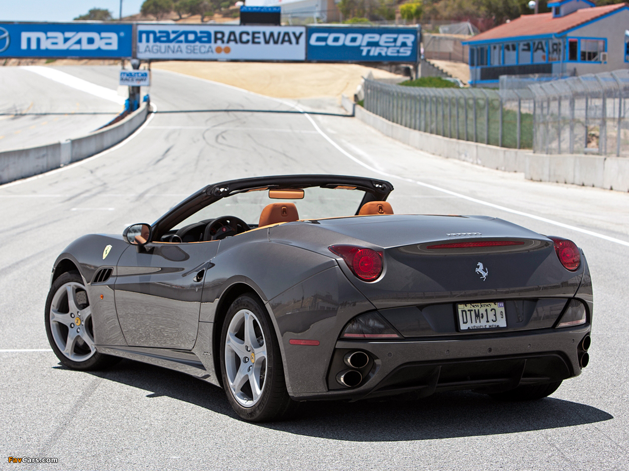 Pictures of Ferrari California US-spec 2009–12 (1280 x 960)