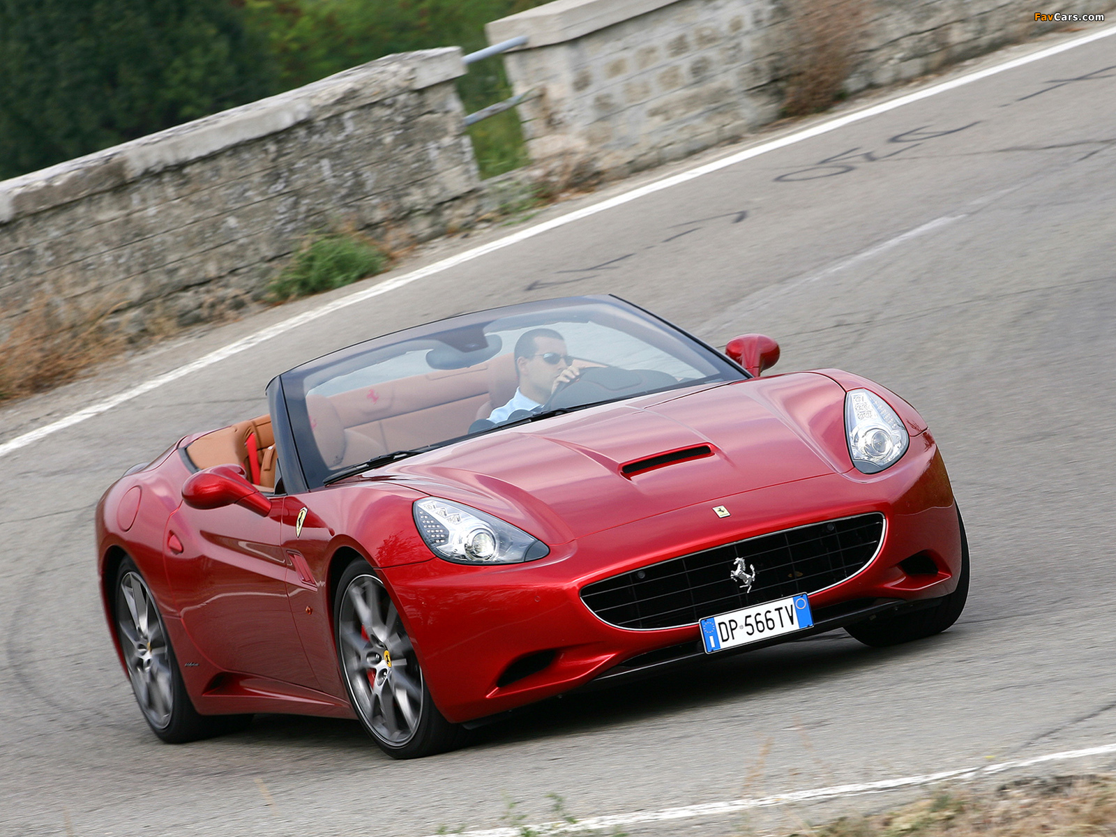 Pictures of Ferrari California HELE 2010–12 (1600 x 1200)