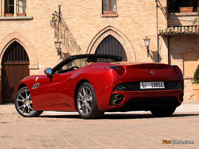 Ferrari California 30 2012 wallpapers (640 x 480)