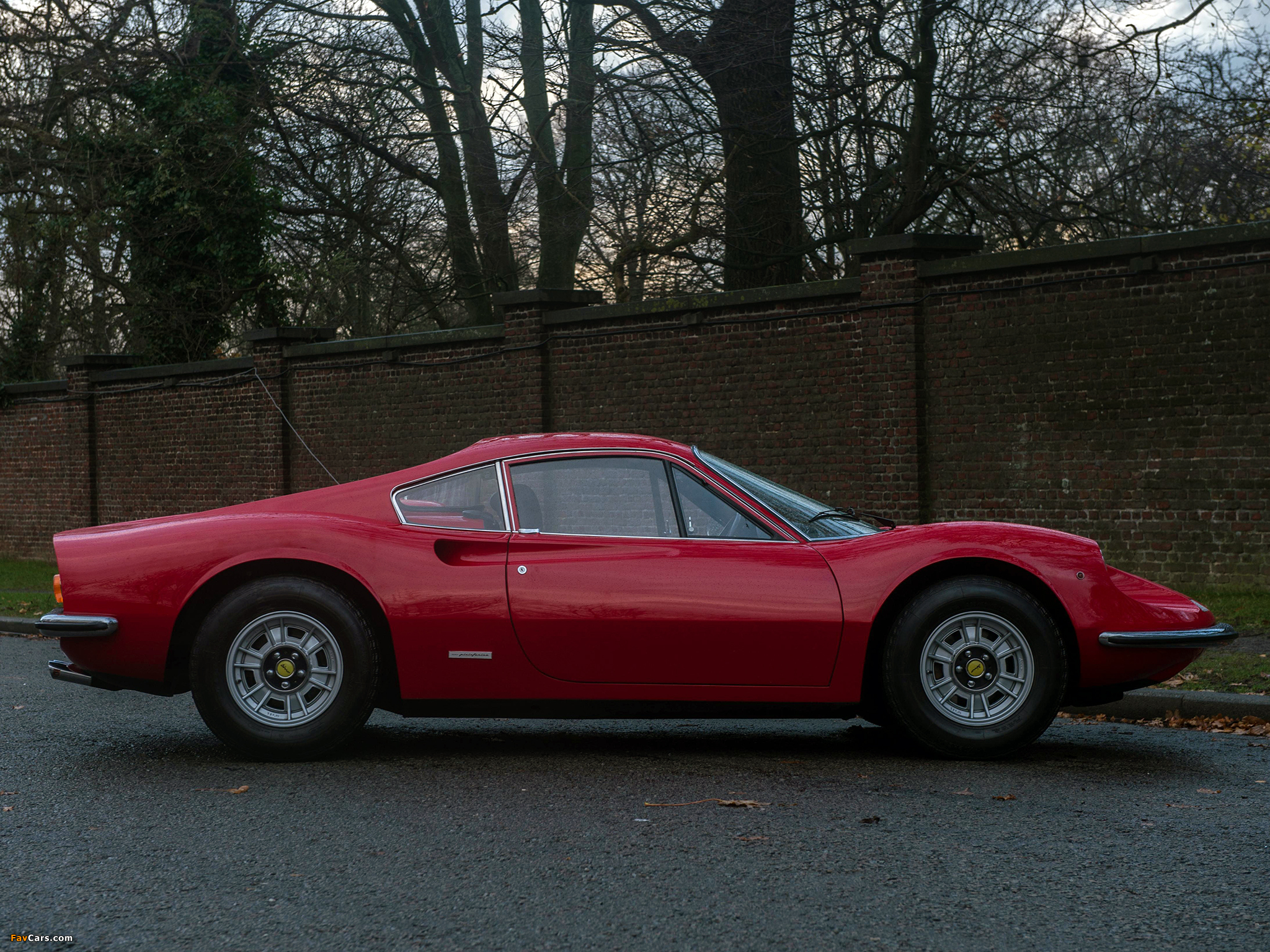 Ferrari Dino 246 GT 1969–74 pictures (2048 x 1536)