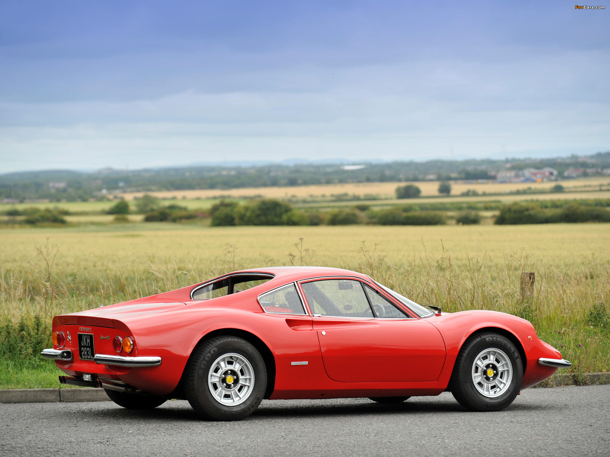 Ferrari Dino 246 GT UK-spec 1969–74 wallpapers (2048 x 1536)