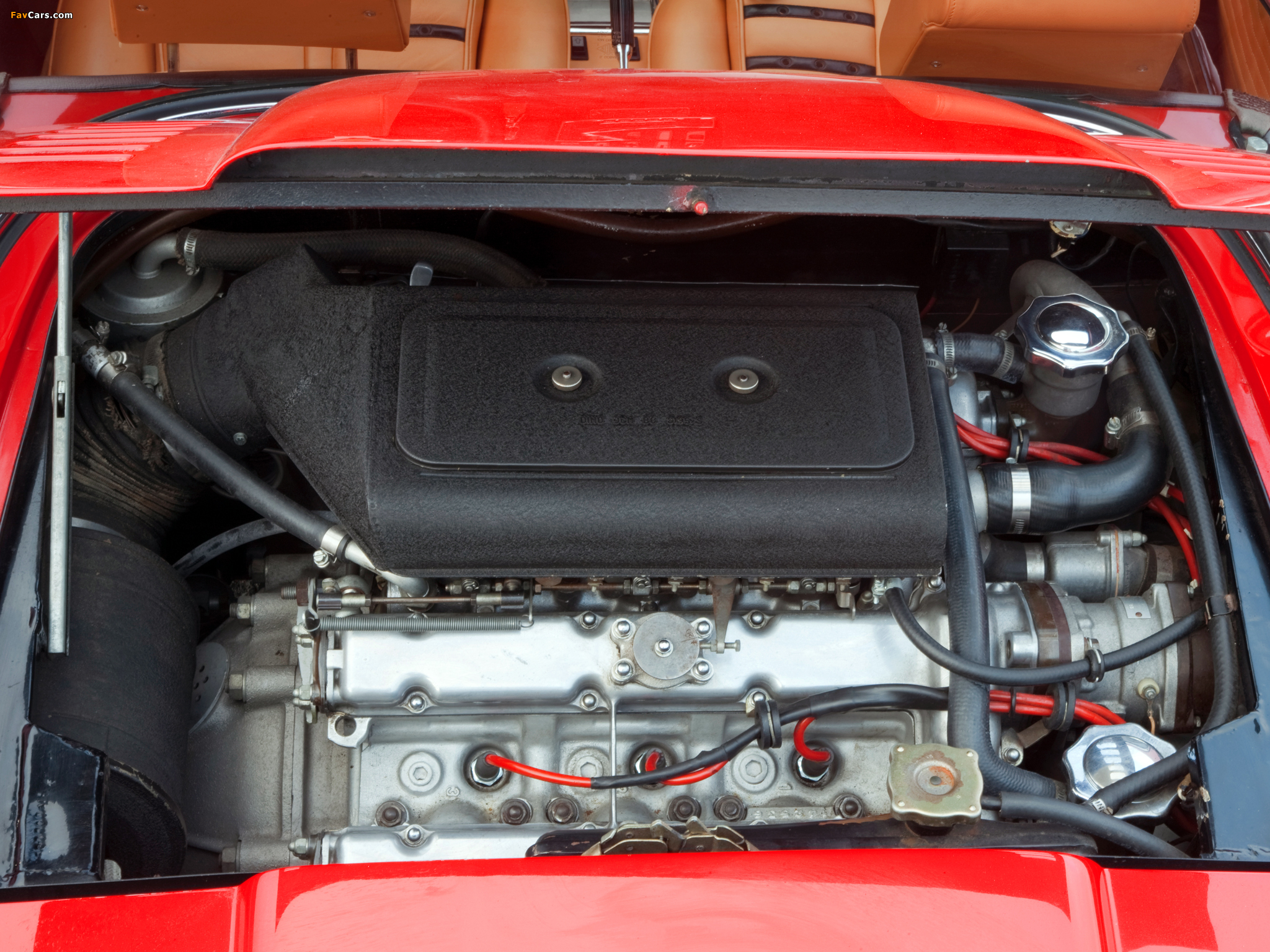 Ferrari Dino 246 GT US-spec 1971–74 pictures (2048 x 1536)