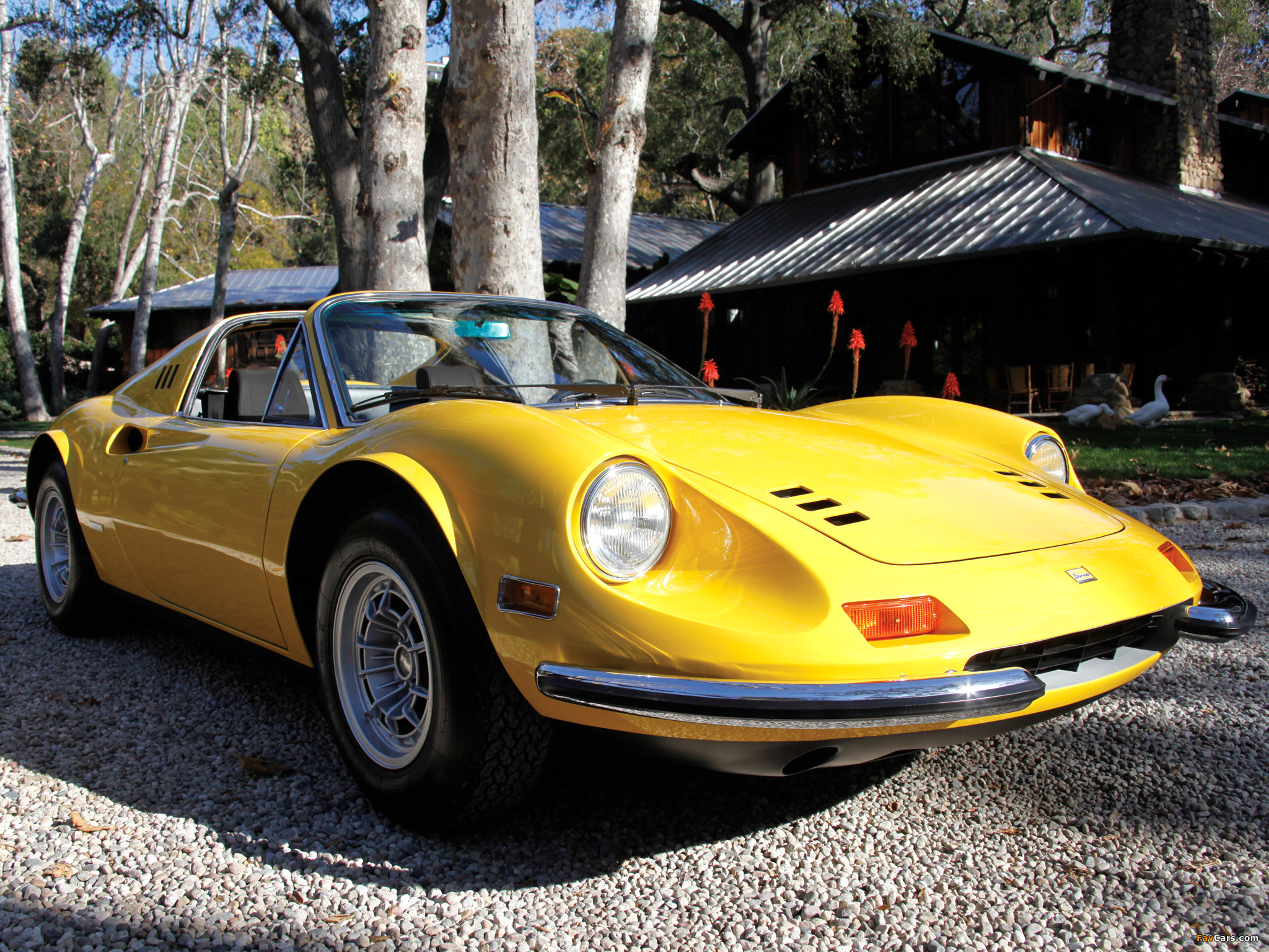 Ferrari Dino 246 GTS US-spec 1972–74 photos (2048 x 1536)