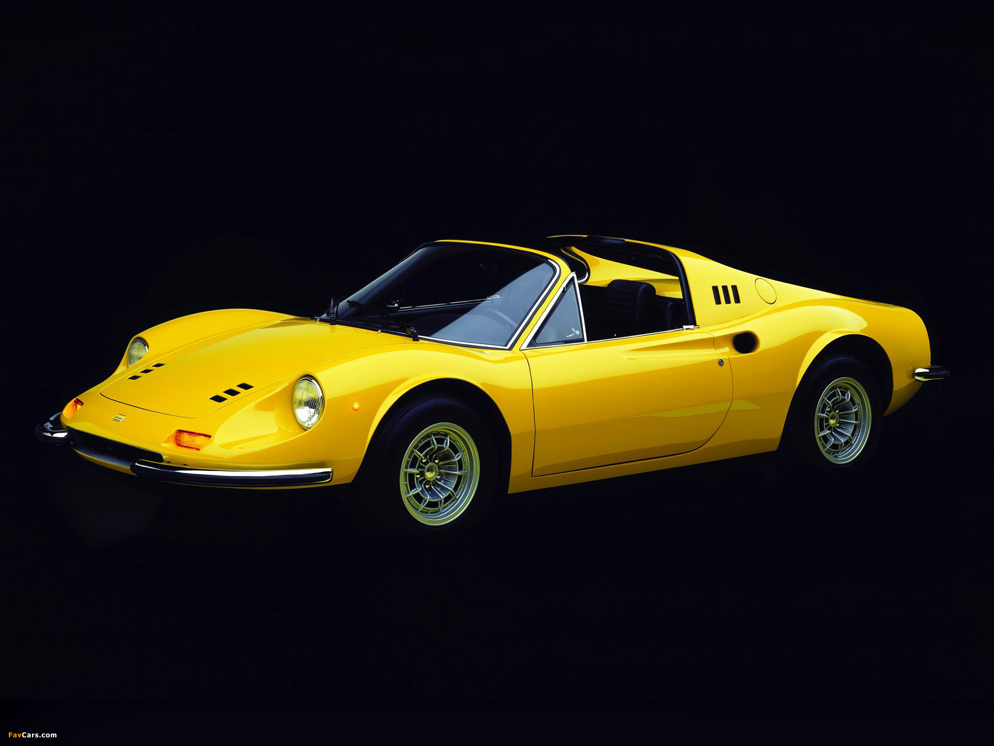 Ferrari Dino 246 GTS 1972–74 pictures (2048 x 1536)