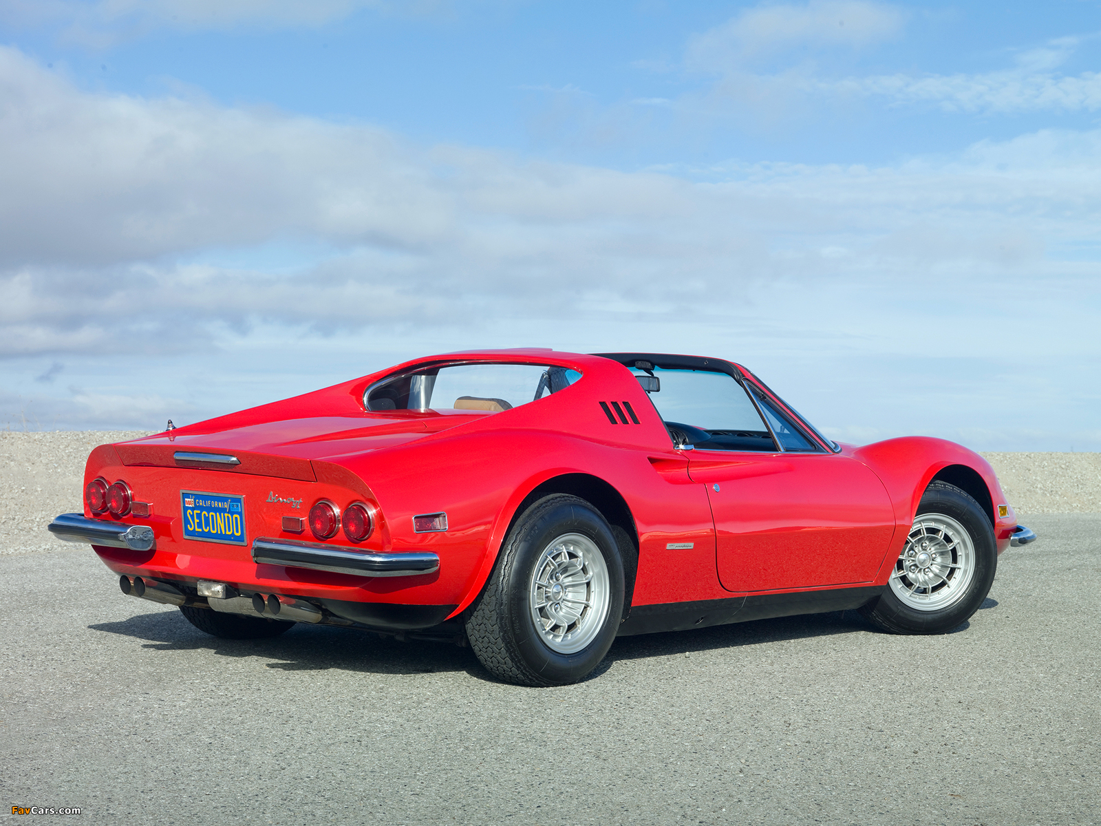 Images of Ferrari Dino 246 GTS US-spec 1972–74 (1600 x 1200)