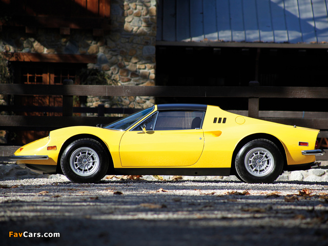 Photos of Ferrari Dino 246 GTS US-spec 1972–74 (640 x 480)