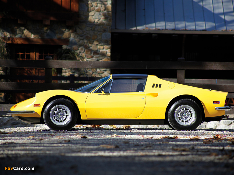 Photos of Ferrari Dino 246 GTS US-spec 1972–74 (800 x 600)