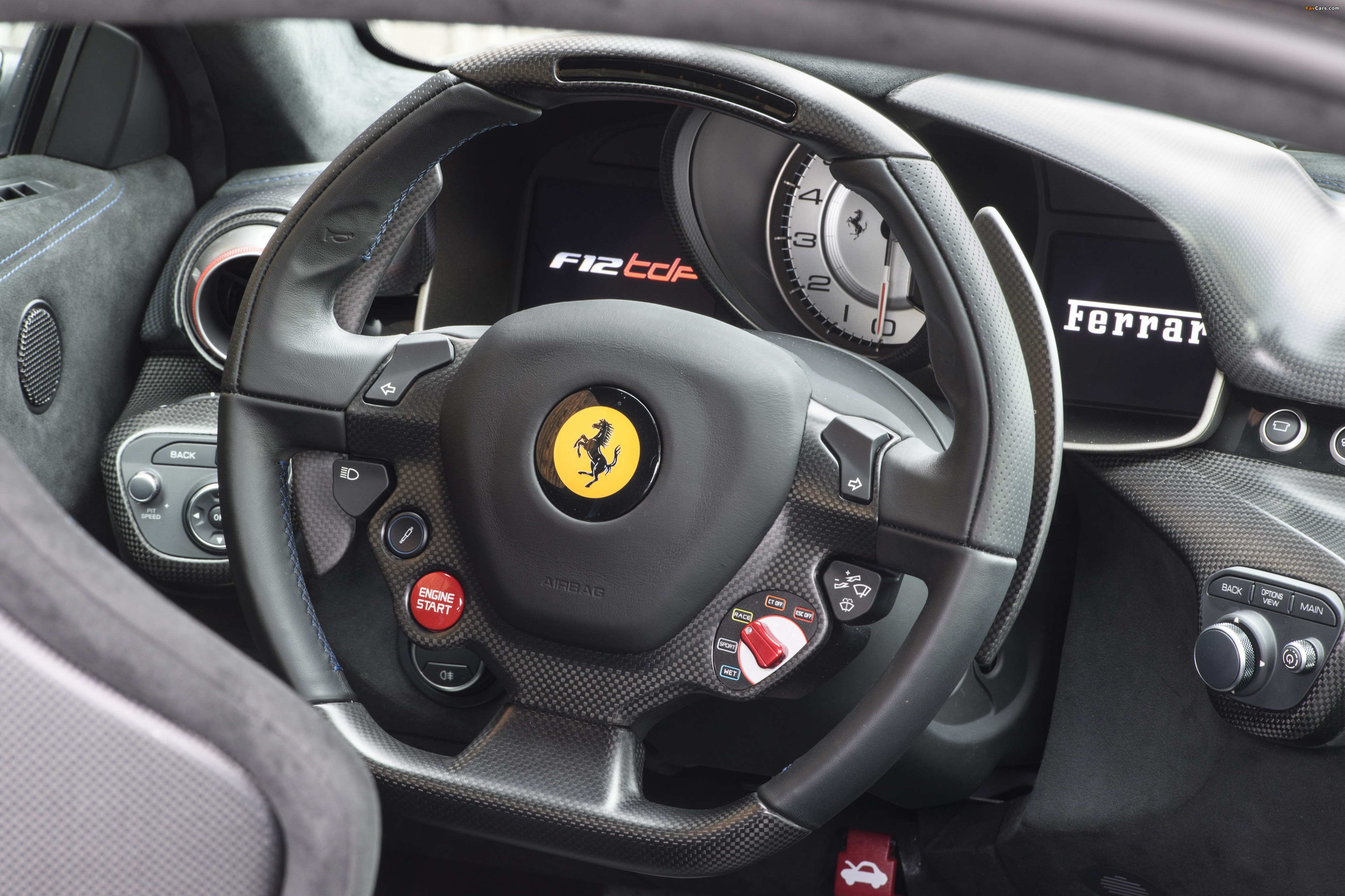 Ferrari F12tdf 2015 photos (4000 x 2666)
