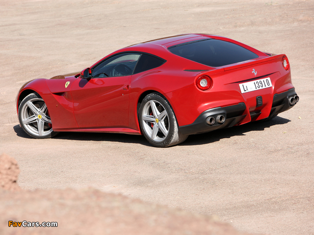 Images of Ferrari F12berlinetta 2012 (640 x 480)