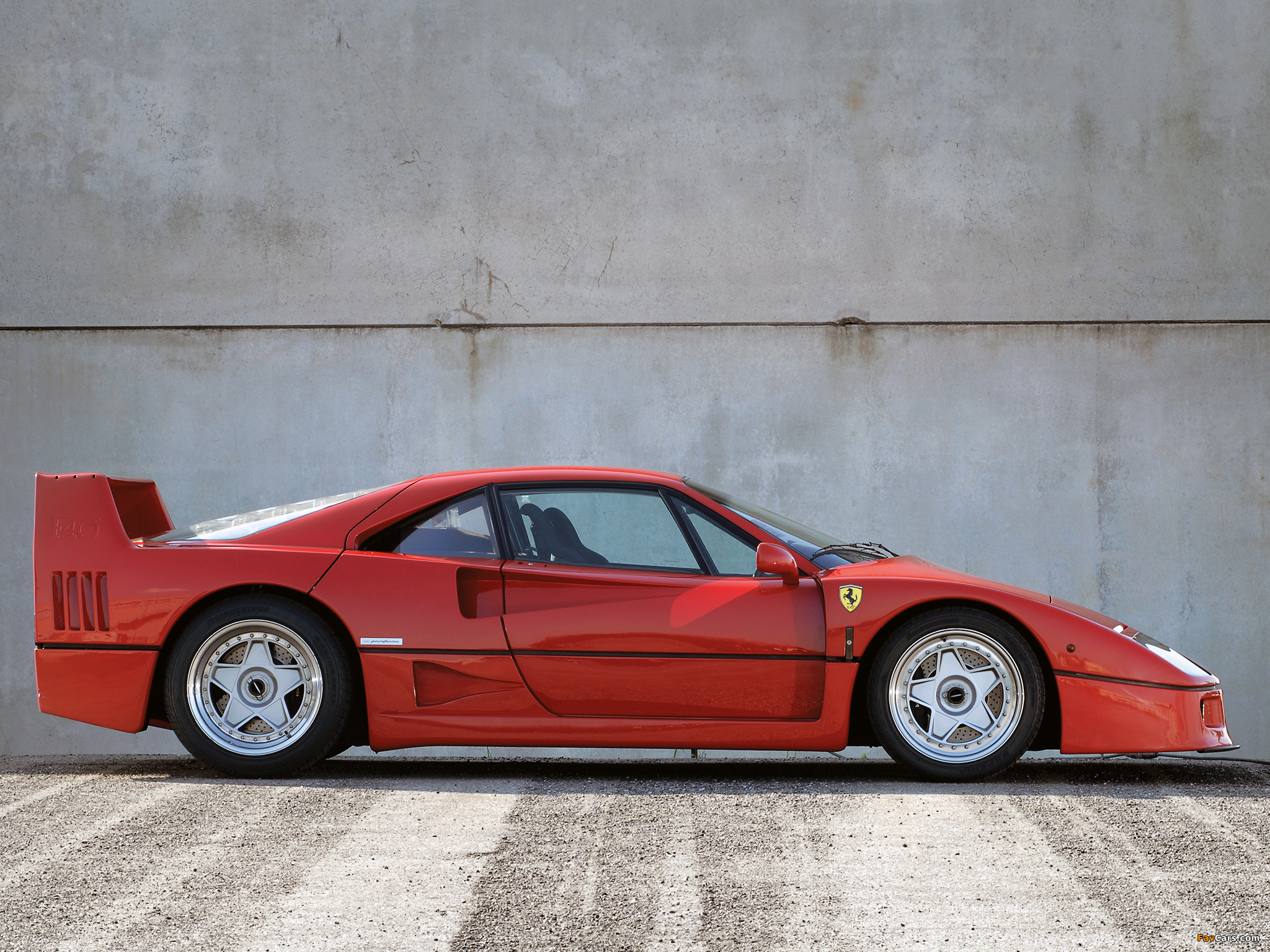 Photos of Ferrari F40 1987–92 (2048 x 1536)