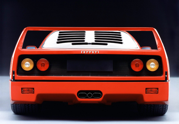 Photos of Ferrari F40 1987–92
