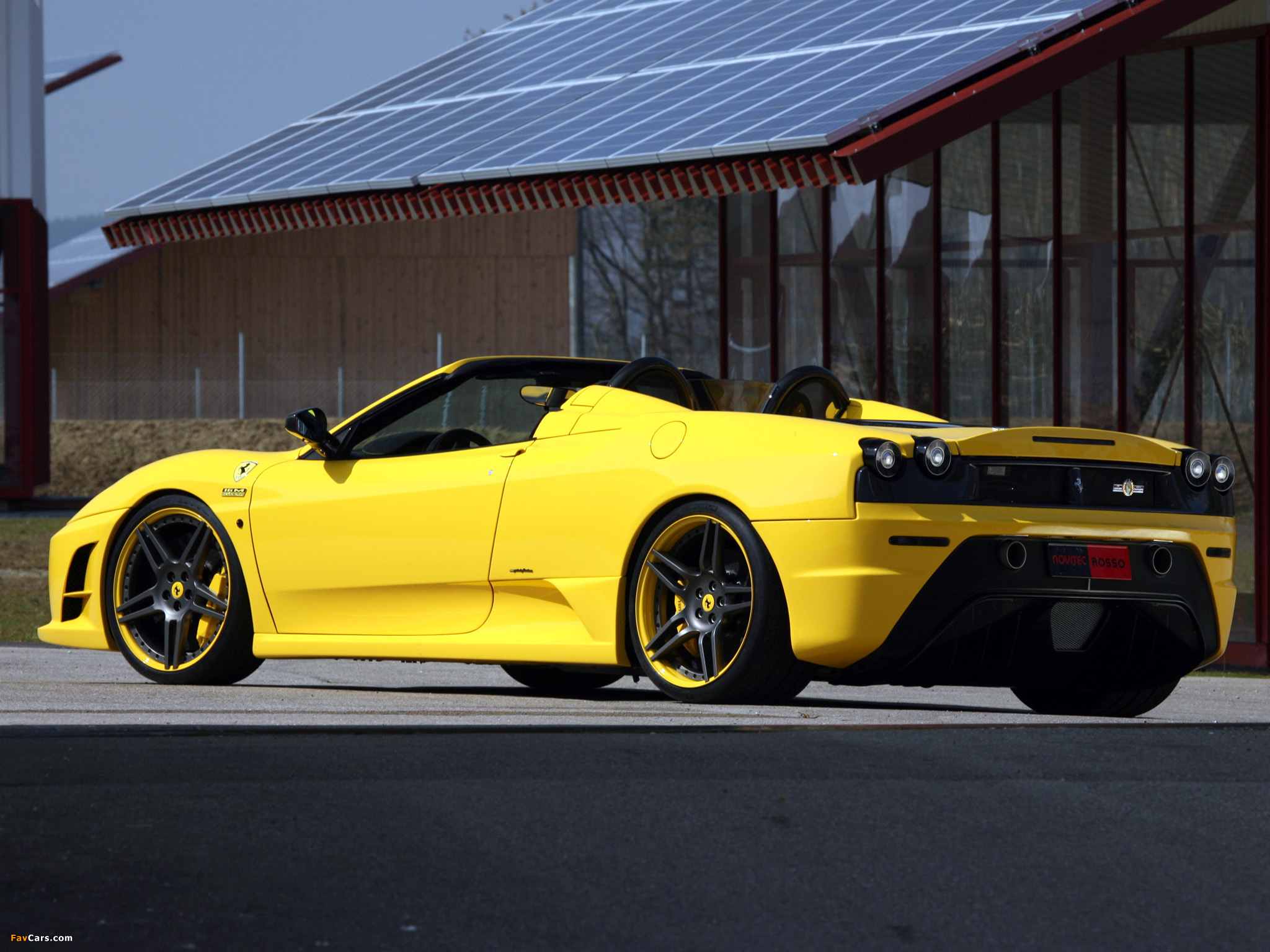 Novitec Rosso Ferrari Scuderia Spider 16M 2009 images (2048 x 1536)