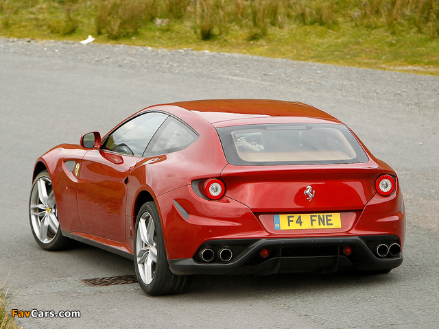 Ferrari FF UK-spec 2011 photos (640 x 480)