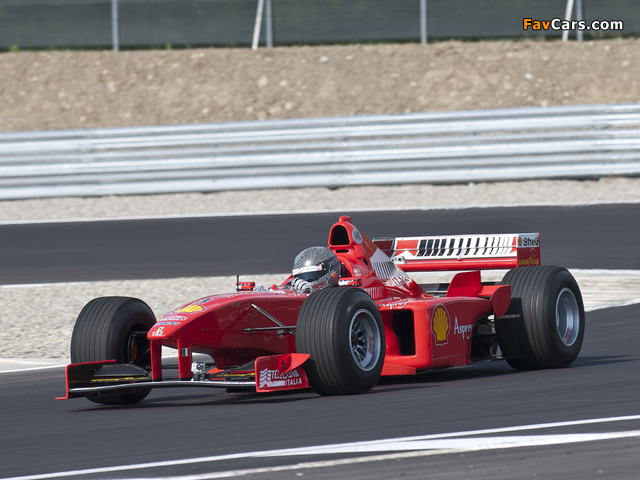 Ferrari F300 1998 photos (640 x 480)