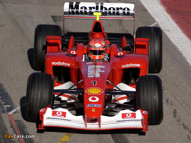 Images of Ferrari F2002 2002 (640 x 480)