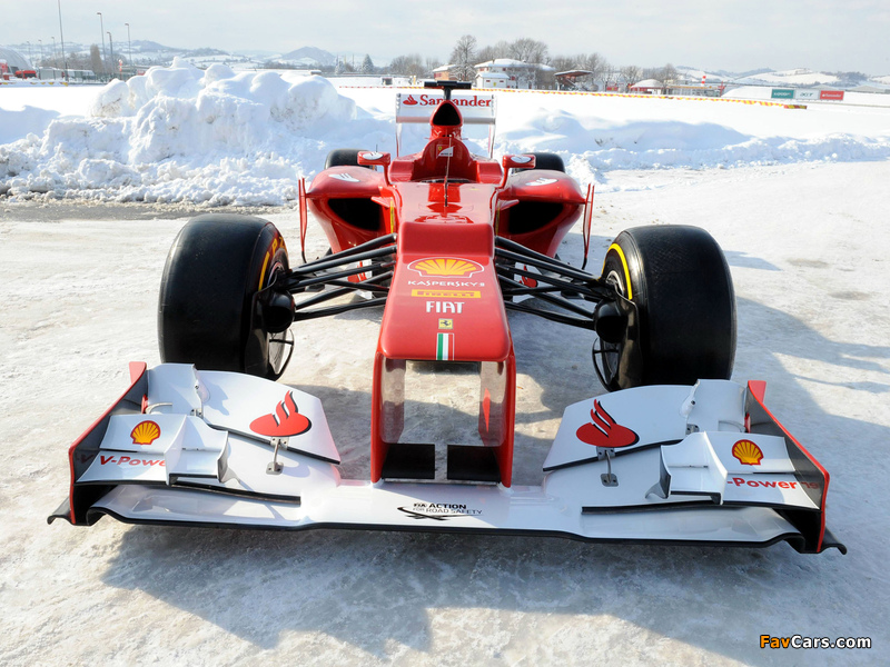 Images of Ferrari F2012 2012 (800 x 600)