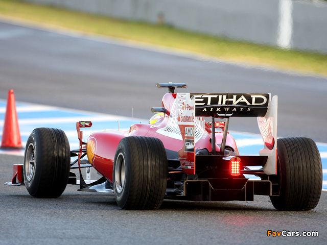 Photos of Ferrari F10 2010 (640 x 480)