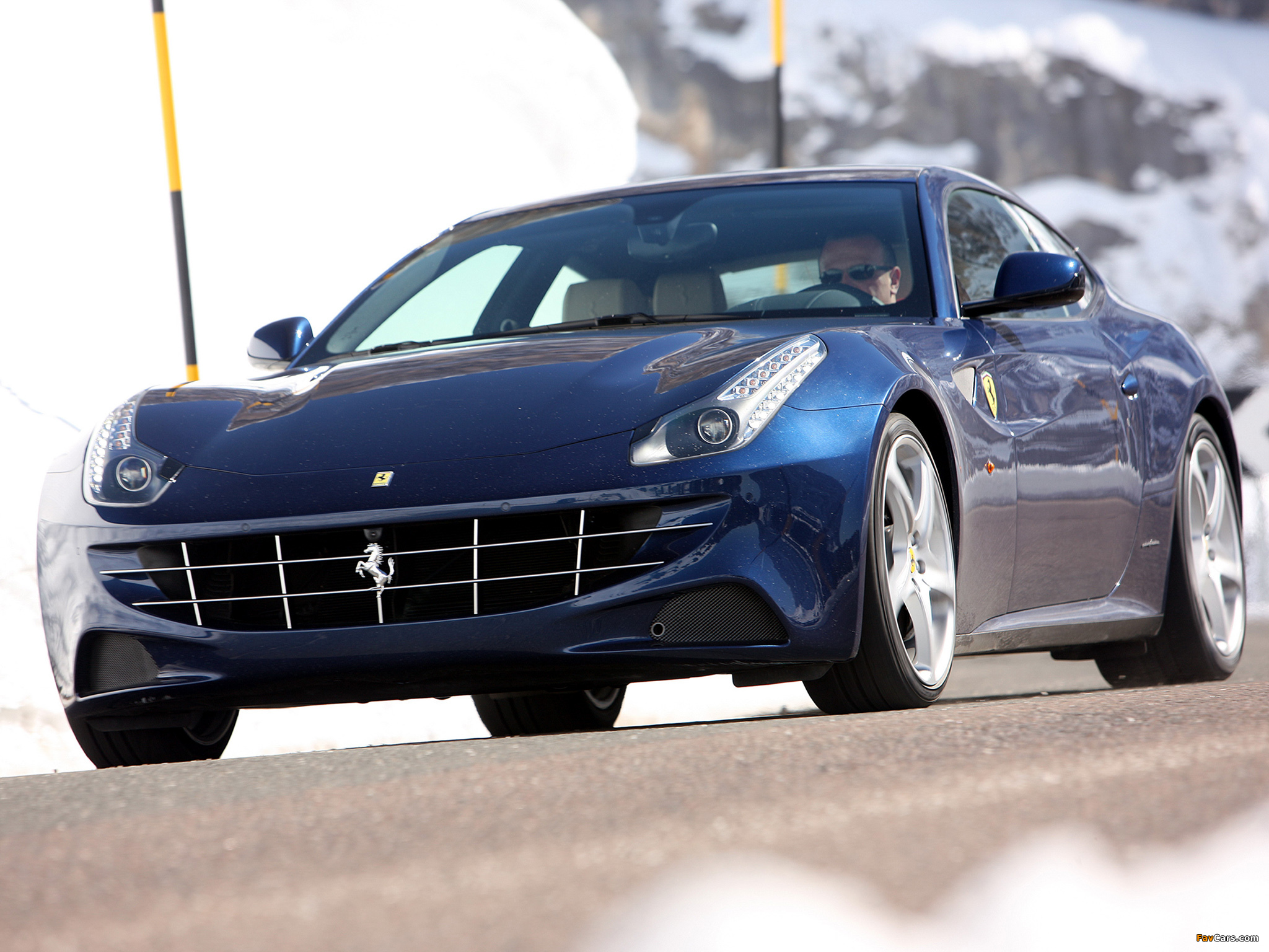 Images of Ferrari FF 2011 (2048 x 1536)