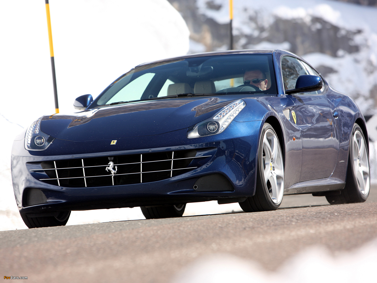 Images of Ferrari FF 2011 (1600 x 1200)