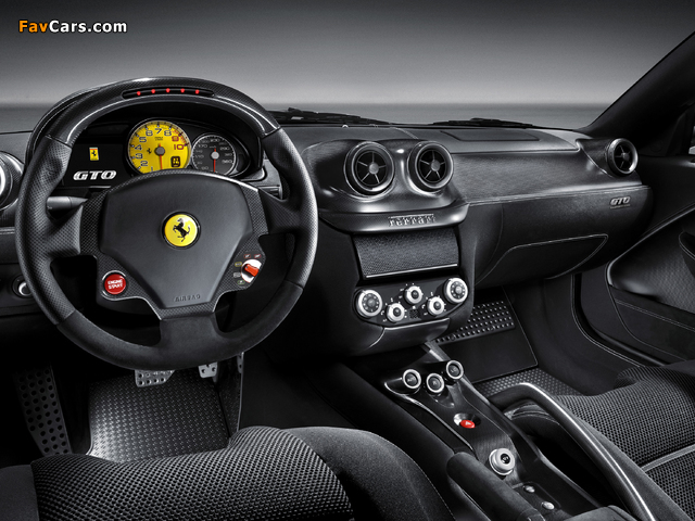 Ferrari 599 GTO 2010–12 pictures (640 x 480)