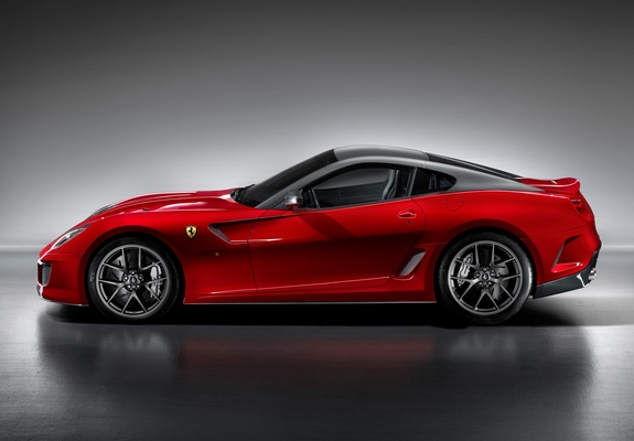 Images of Ferrari 599 GTO 2010–12