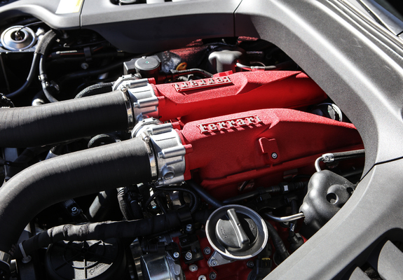 Pictures of Ferrari GTC4Lusso T 2016