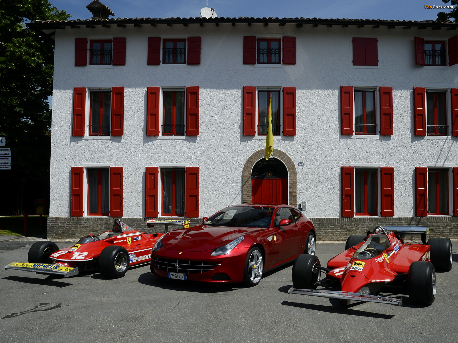 Photos of Ferrari (1600 x 1200)