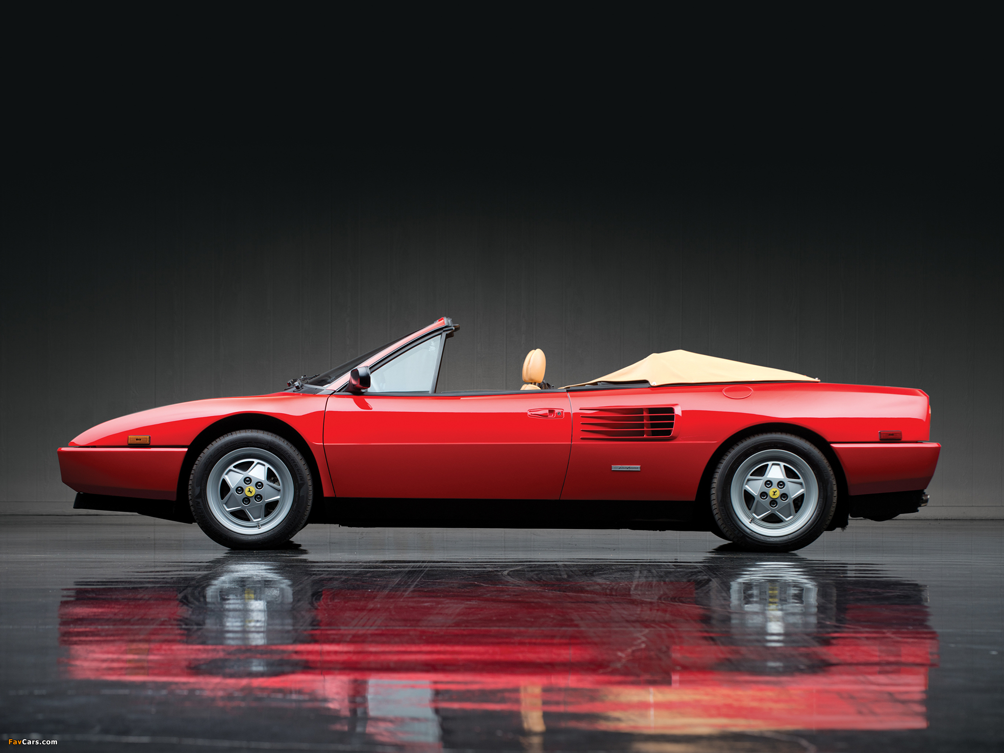 Ferrari Mondial T Cabriolet 1989–93 pictures (2048 x 1536)