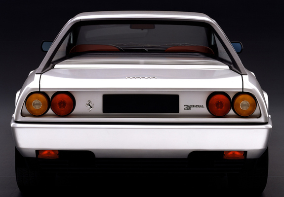 Photos of Ferrari Mondial 3.2 Coupe 1985–89