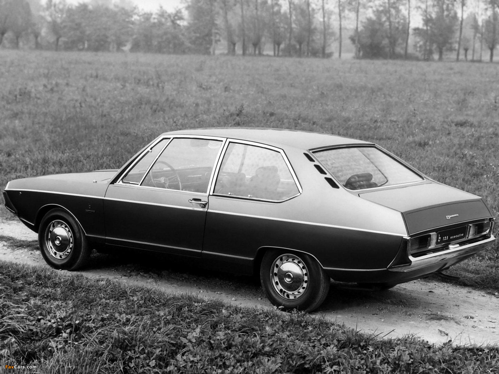 Pictures of Fiat 125 Executive Concept 1967 (1600 x 1200)