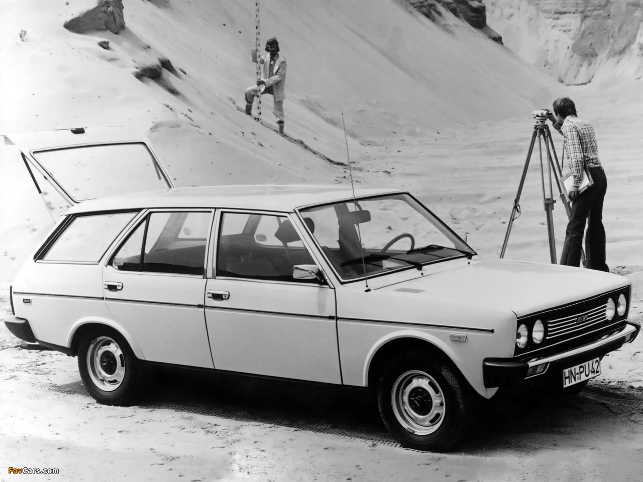 Fiat 131 Familiare Special 1974–78 images (1280 x 960)