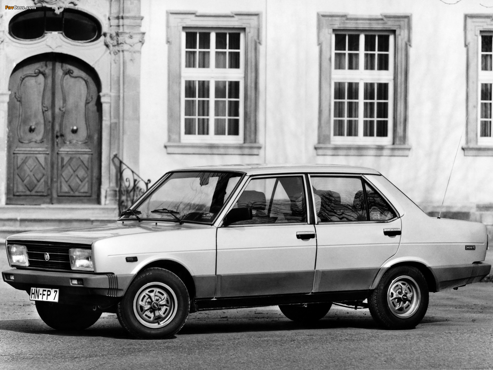 Images of Fiat 131 Supermirafiori 1981–83 (1600 x 1200)