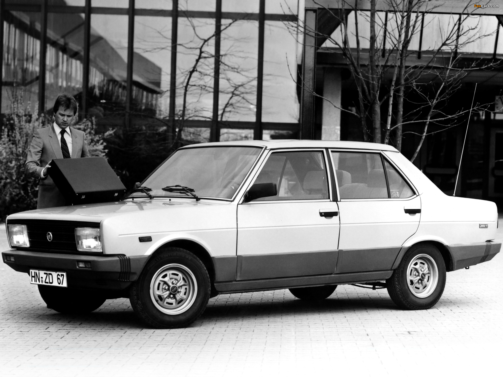Photos of Fiat 131 Supermirafiori 1981–83 (2048 x 1536)