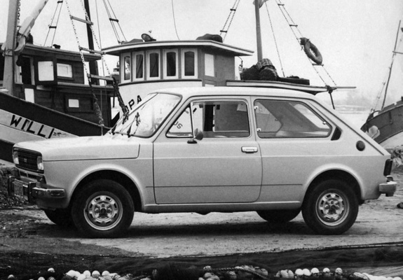 Fiat 147 1976–81 pictures