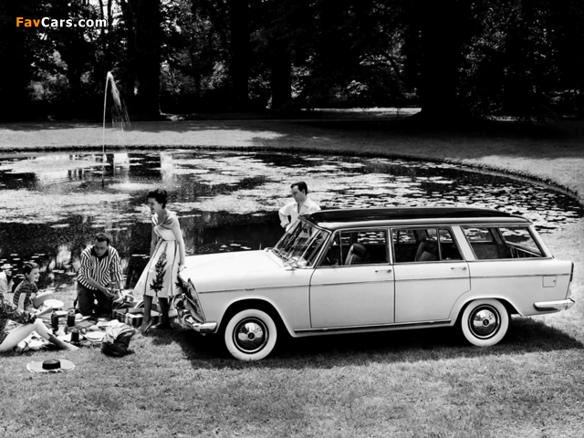 Fiat 1800/2100 Familiare (112/114) 1959–61 photos (640 x 480)