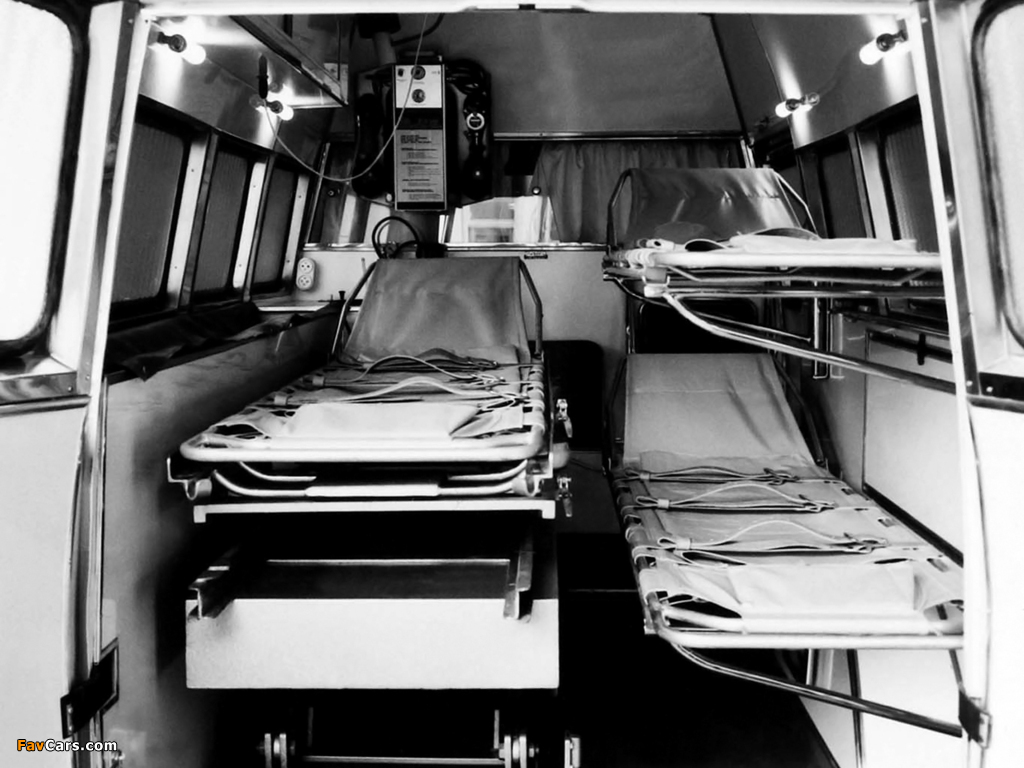 Images of Fiat 238 Ambulance 1968–78 (1024 x 768)