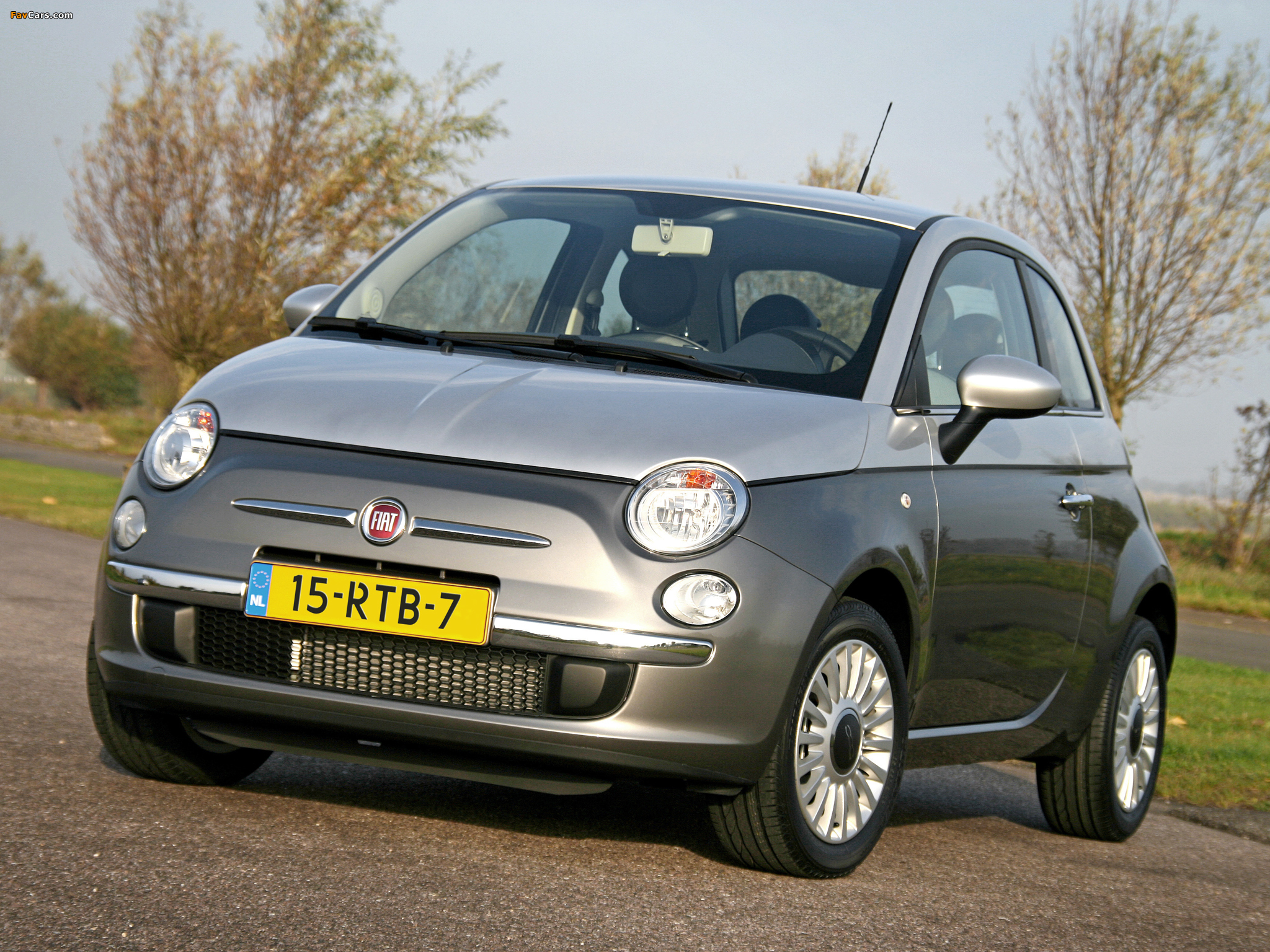 Fiat 500 Bicolore 2011 wallpapers (2048 x 1536)