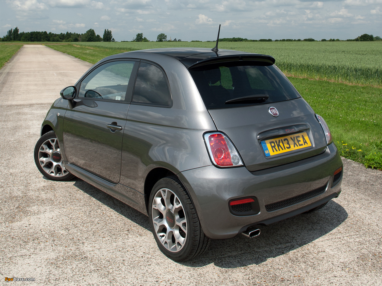 Fiat 500S UK-spec 2013 photos (1280 x 960)