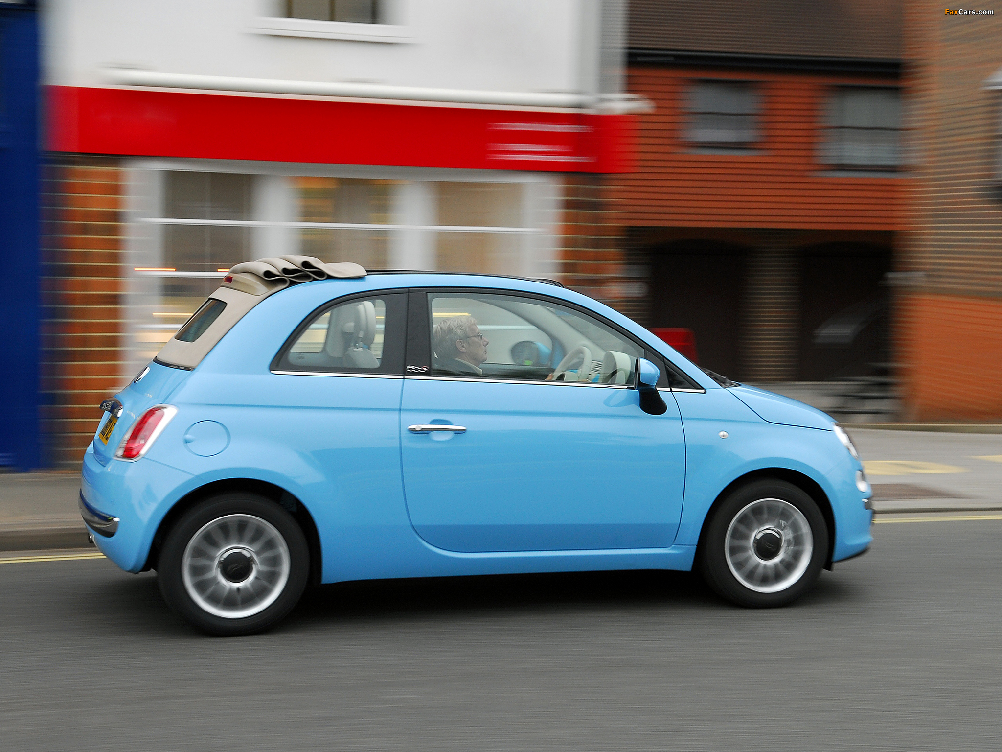 Photos of Fiat 500C TwinAir UK-spec 2010 (2048 x 1536)