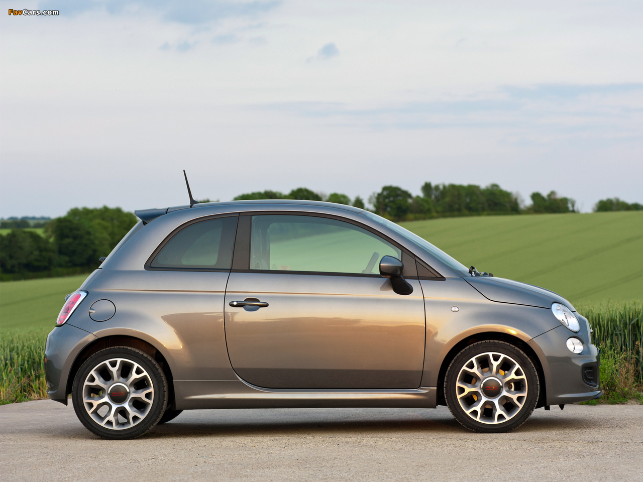 Photos of Fiat 500S UK-spec 2013 (1280 x 960)