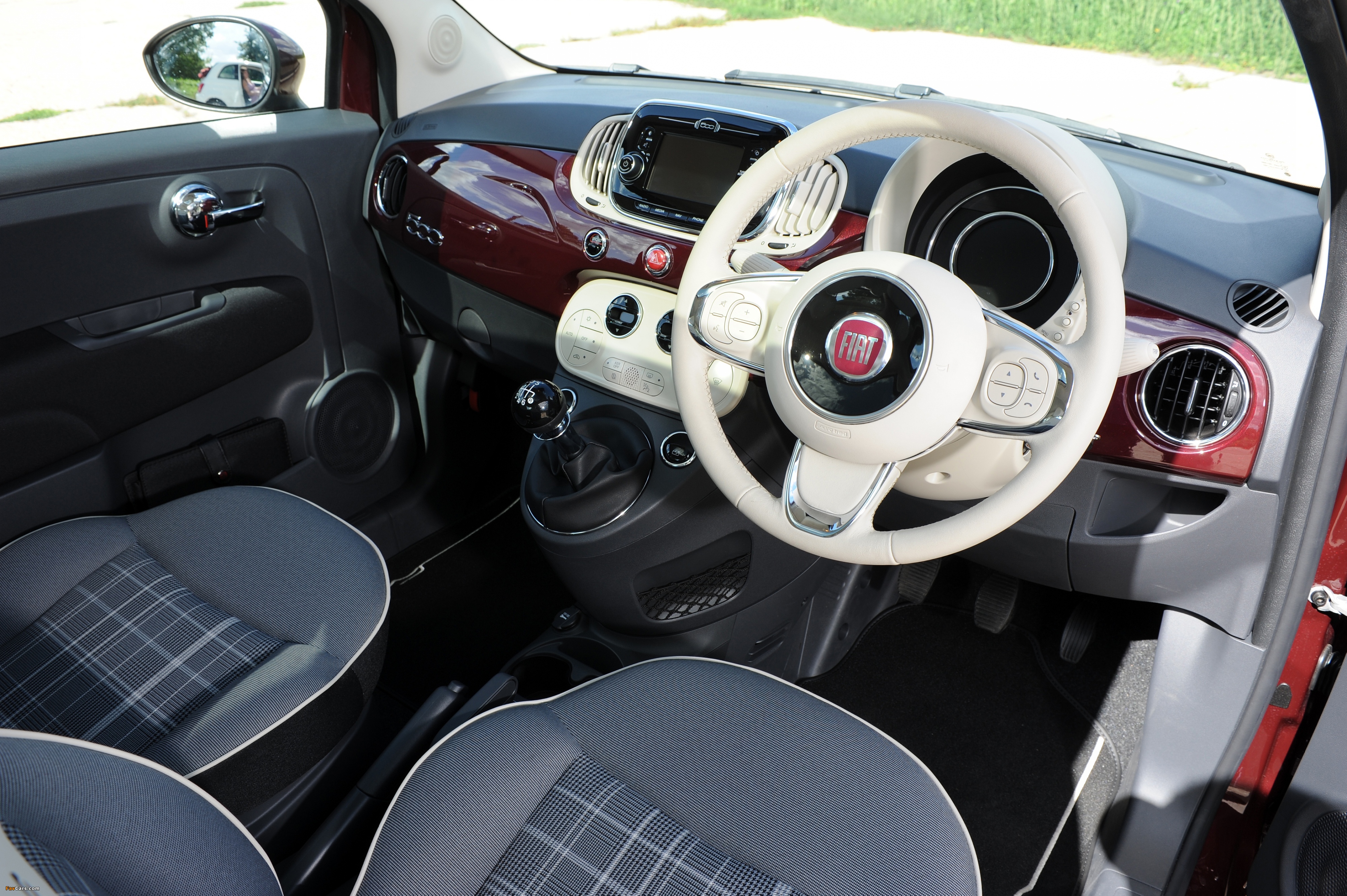 Photos of Fiat 500 UK-spec (312) 2015 (4000 x 2661)