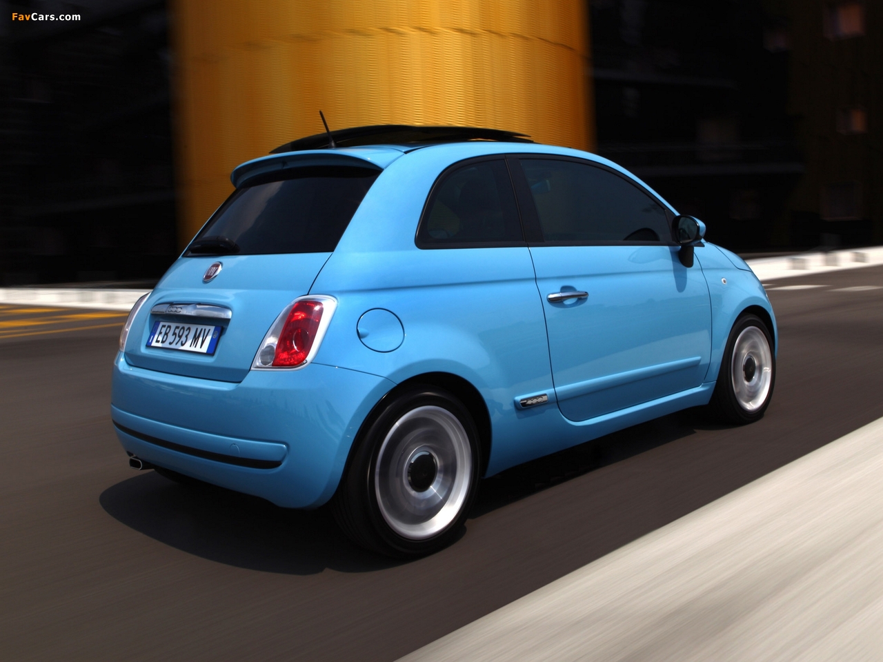 Fiat 500 TwinAir 2010 wallpapers (1280 x 960)