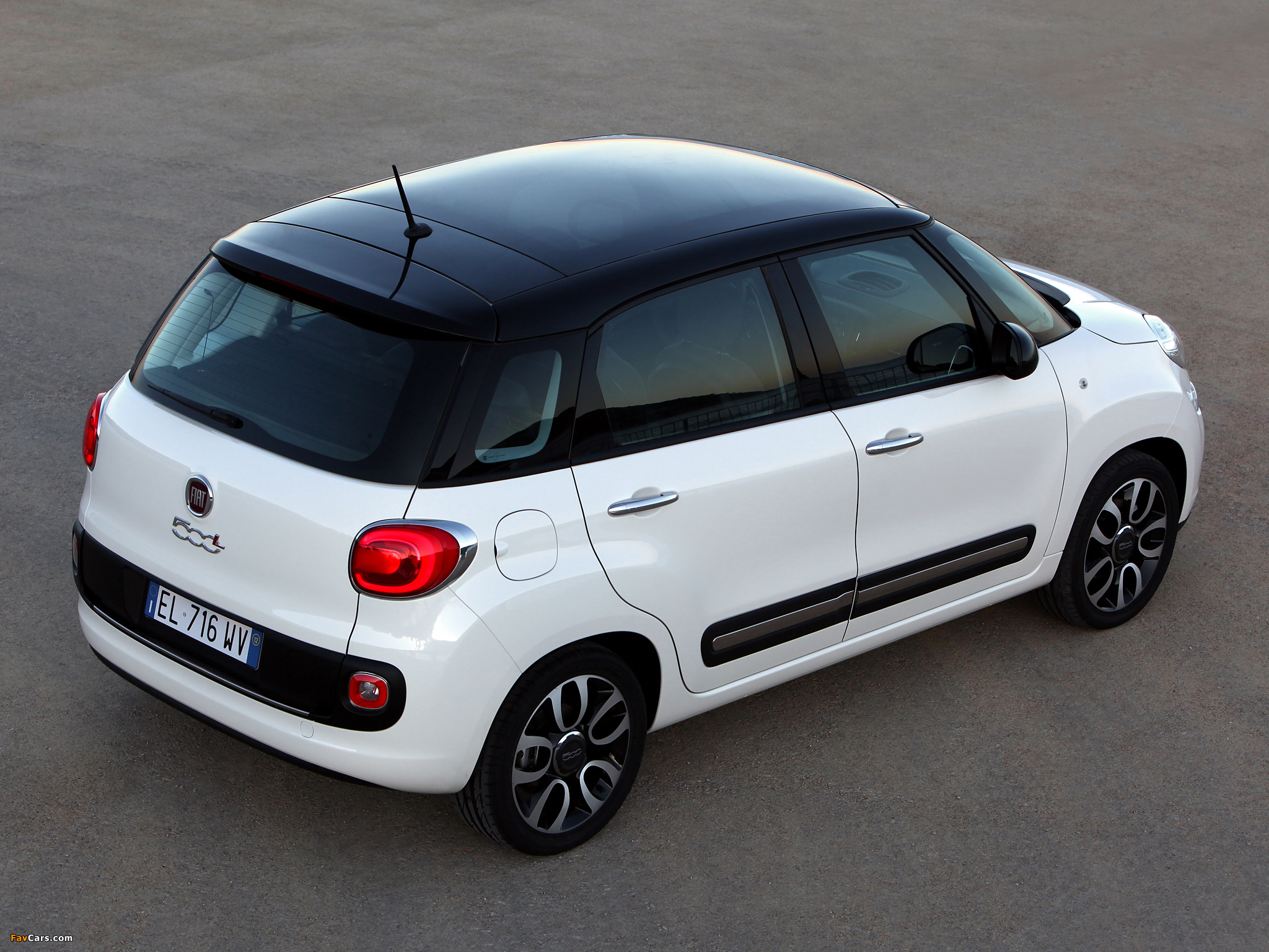 Fiat 500L (330) 2012 wallpapers (2048 x 1536)