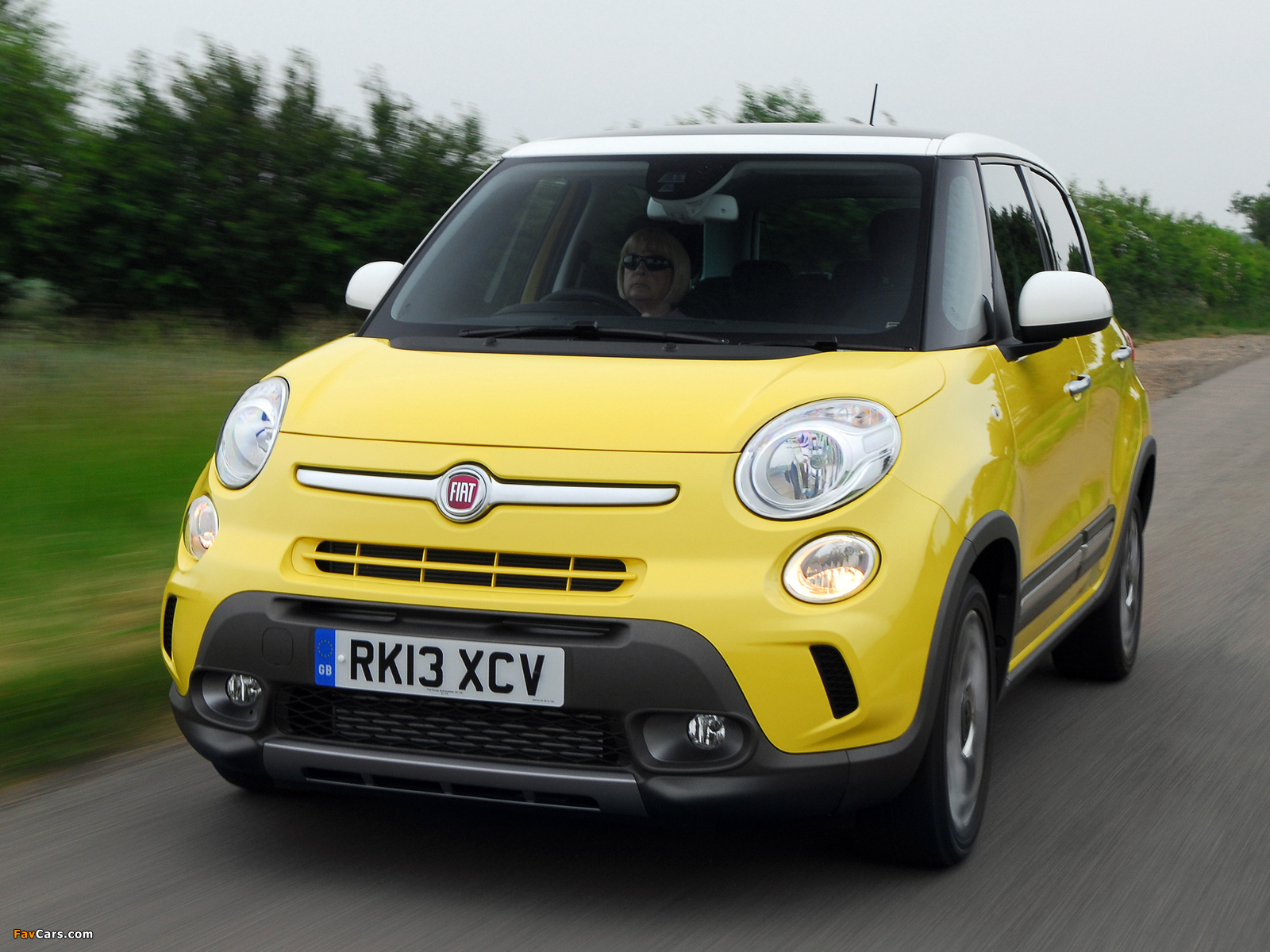 Fiat 500L Trekking UK-spec (330) 2013 images (1600 x 1200)