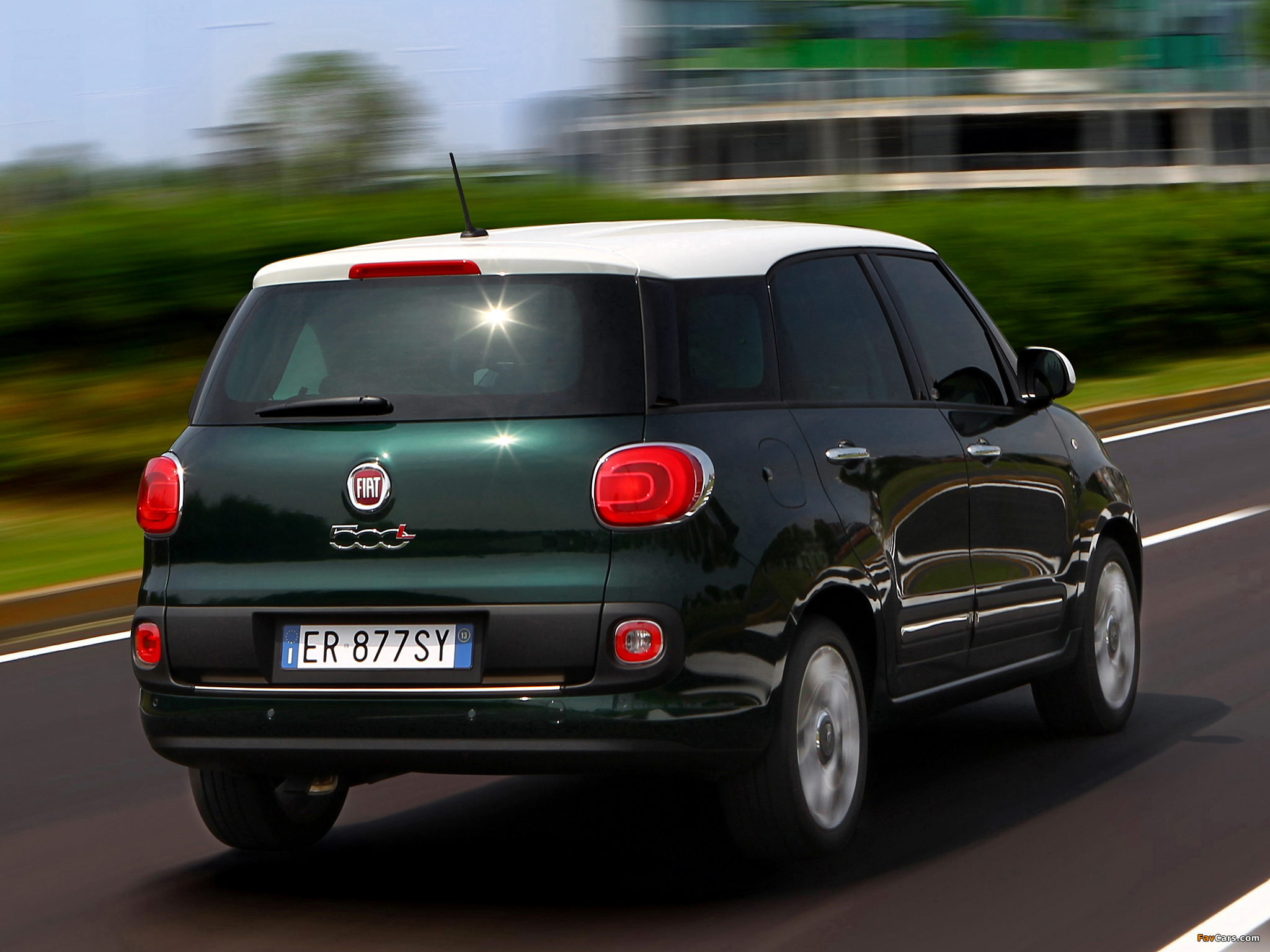 Fiat 500L Living (330) 2013 wallpapers (2048 x 1536)