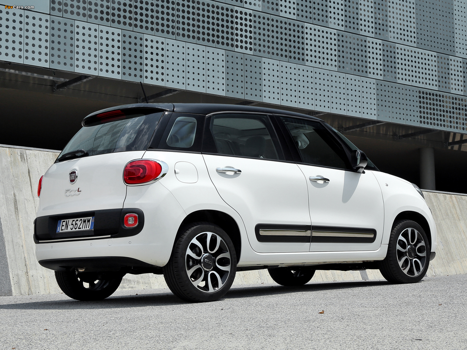 Photos of Fiat 500L (330) 2012 (1600 x 1200)