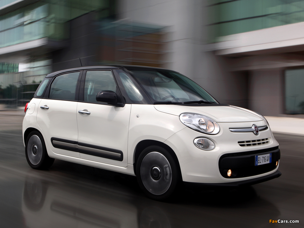 Pictures of Fiat 500L (330) 2012 (1024 x 768)