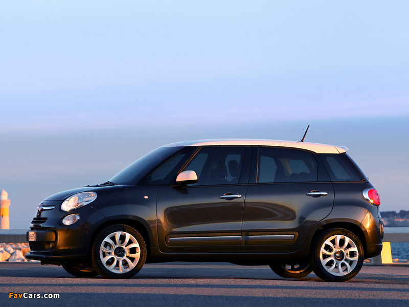 Pictures of Fiat 500L (330) 2012 (800 x 600)