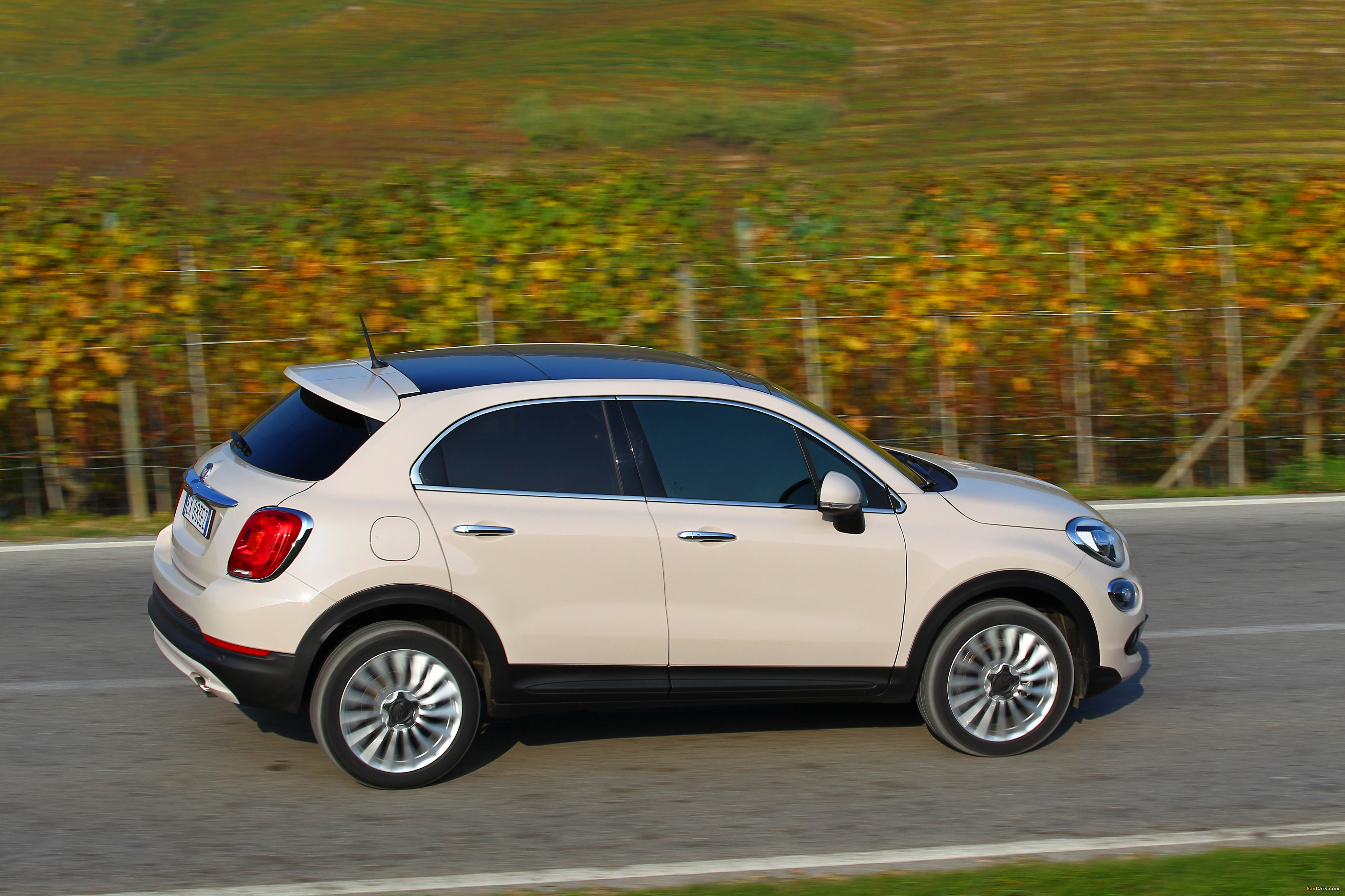 Fiat 500X (334) 2015 photos (4096 x 2731)